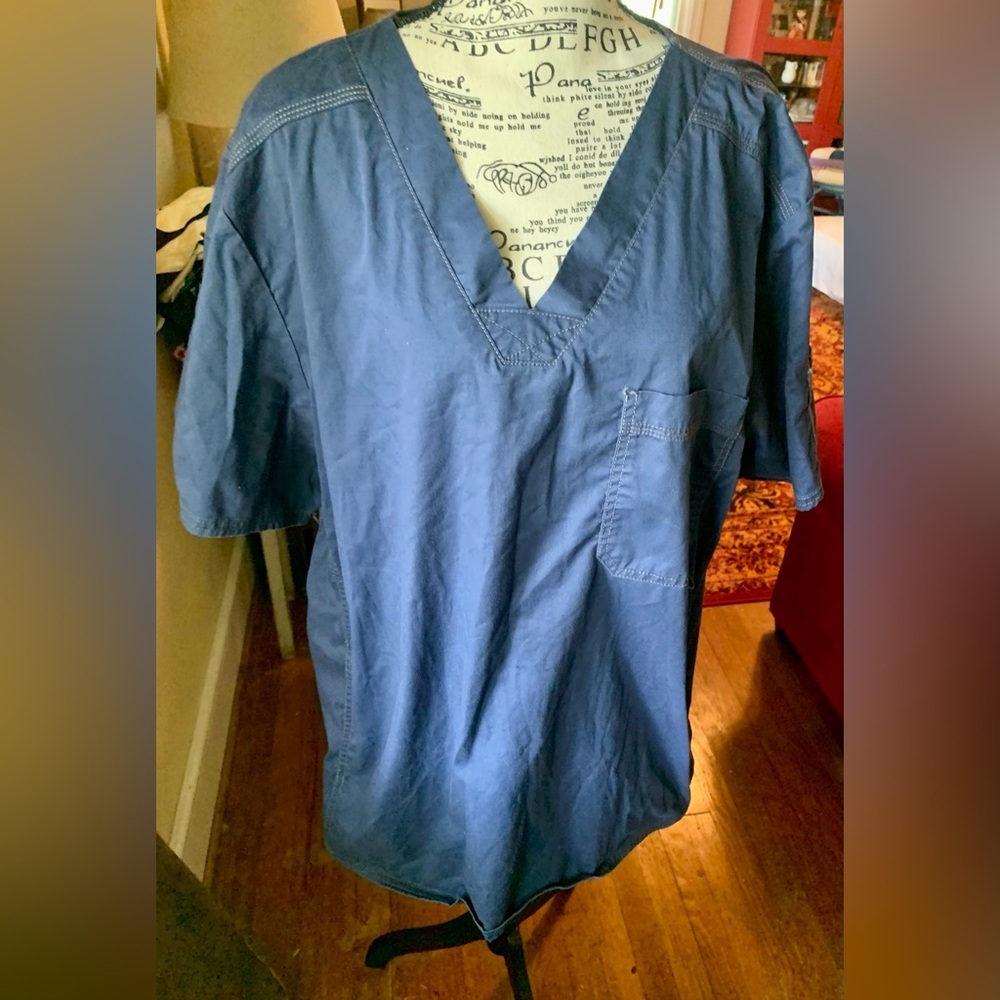 Dickies Unisex medical v neck shirt